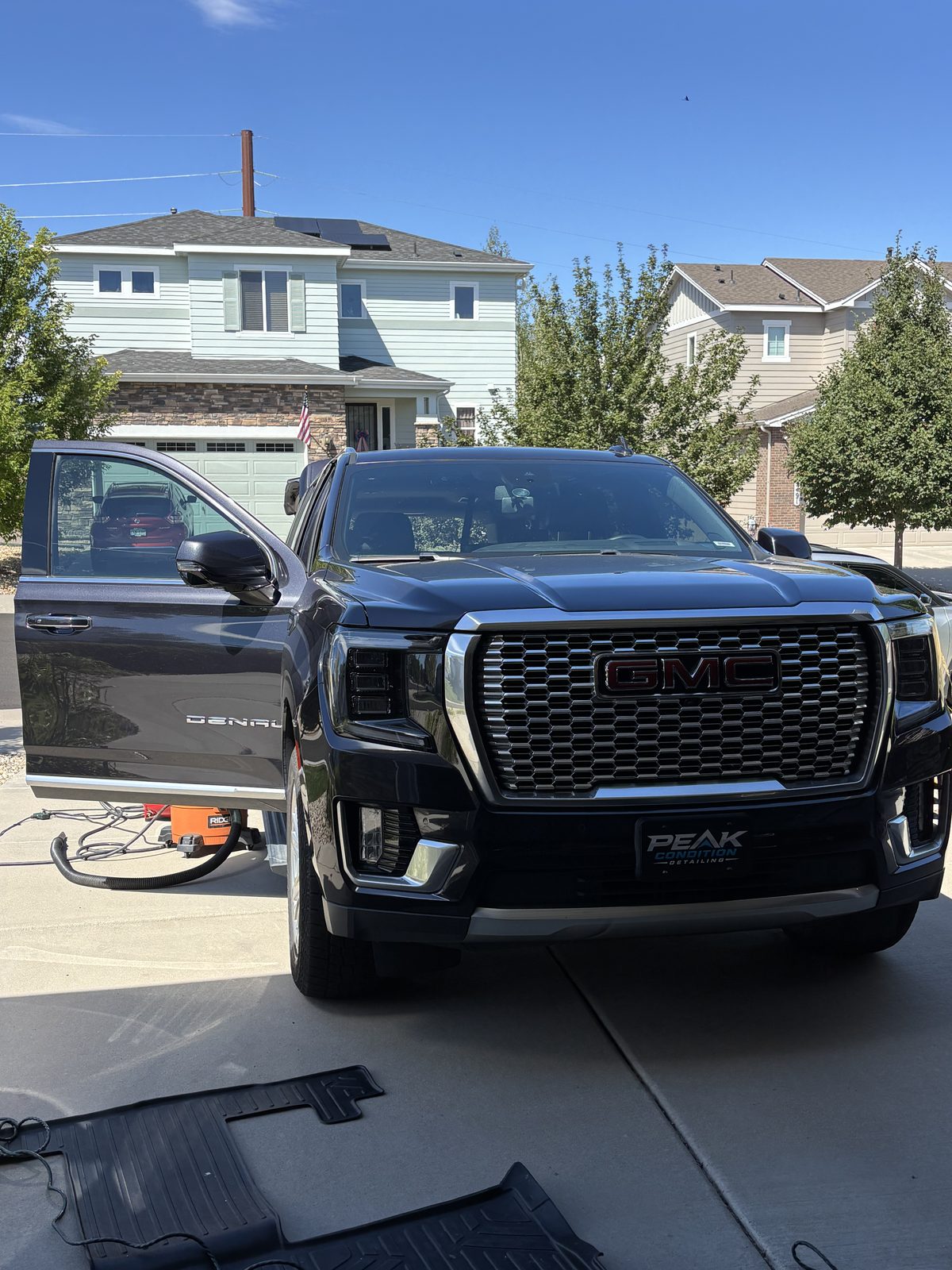 Anna's GMC Yukon after detailing